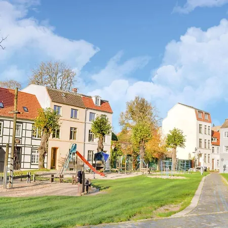 Frisch Renovierte Wohnung Im Zentrum Von Wismar *
