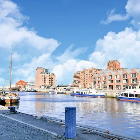 Apartment Frisch Renovierte Wohnung Im Zentrum Von Wismar *