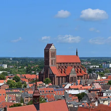 Apartment Frisch Renovierte Wohnung Im Zentrum Von Wismar Wismar